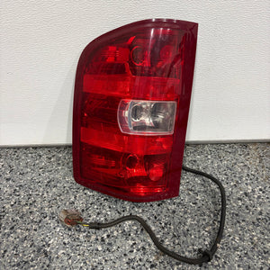 07-13 Chevrolet Silverado 1500 Tail Lights